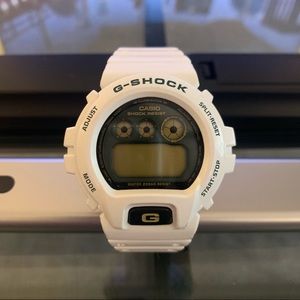 Men’s White G-Shock Watch